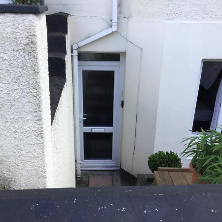 Apartment With Shared Garden And Basic Equipments Plymouth Exterior photo